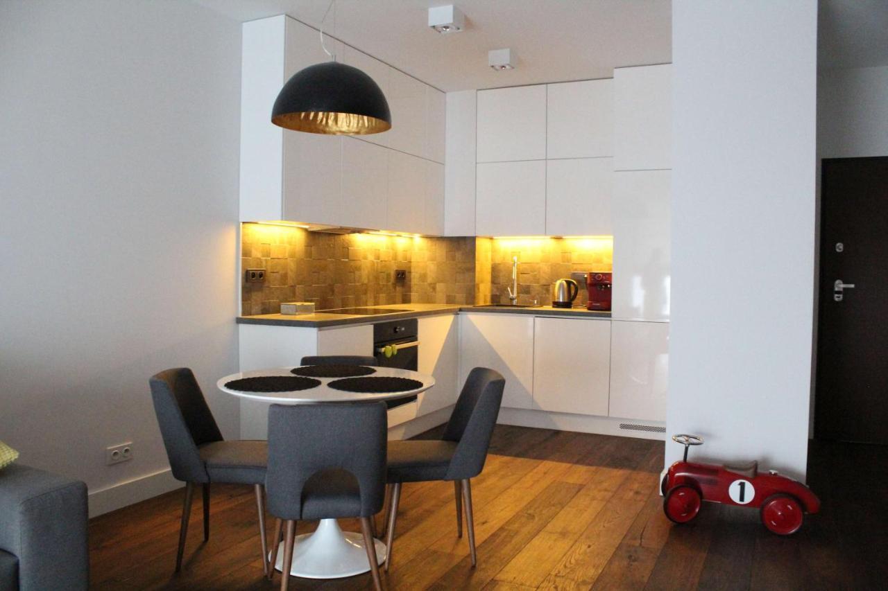 Apartament Wilanow Klimczaka Warschau Buitenkant foto